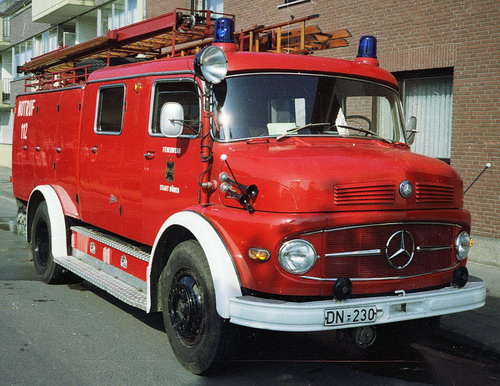files/guerzenich/bilder/Fahrzeuge/historisch/02 DN-230 1983 LF 16 DN-Guerz BeiFaSeit 02-44-05.jpg